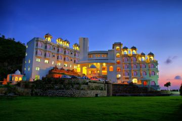 Ecstatic Udaipur Offbeat Tour Package for 4 Days 3 Nights