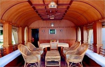 Family Getaway 7 Days 6 Nights Munnar, Thekkady, Alleppey and Kovalam Vacation Package