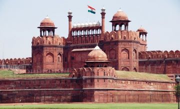 Memorable 5 Days Nagpur to Delhi Park Trip Package