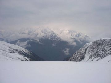 5 Days 4 Nights Kasol to Min Thatch Waterfall Vacation Package