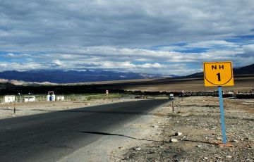 Ecstatic 7 Days 6 Nights Leh with Laddakh Snow Trip Package