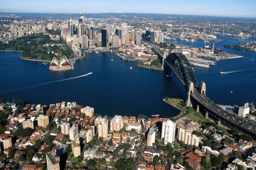 Family Getaway Sydney Tour Package from New Delhi