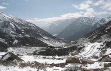 8 Days 7 Nights Darjeeling, Gangtok and Yumthang Romance Tour Package