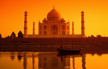 Family Getaway Agra Tour Package for 3 Days from Delhi