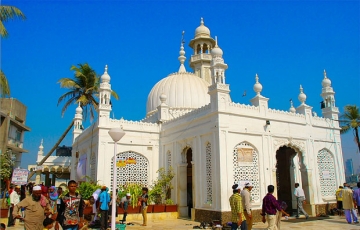 3 Days 2 Nights Mumbai Religious Holiday Package