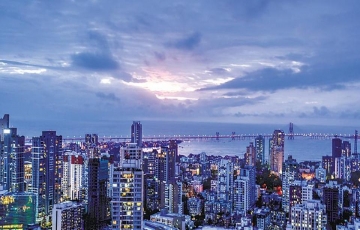 Beautiful 3 Days 2 Nights Mumbai Holiday Package by HelloTravel In-House Experts