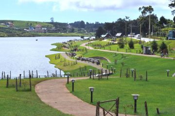 Ecstatic 4 Days 3 Nights Colombo Beach Tour Package