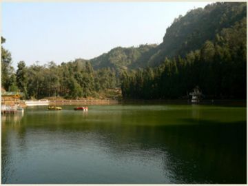 Heart-warming 6 Days Aritar Wildlife Holiday Package