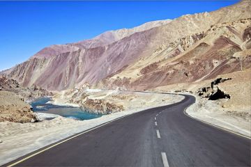 5 Days 4 Nights Srinagar, Pahalgaum and Gulmerg Hill Stations Trip Package