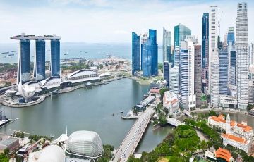 Heart-warming Singapore Weekend Getaways Tour Package for 4 Days 3 Nights