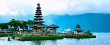 Heart-warming 8 Days 7 Nights Singapore and Bali Honeymoon Trip Package