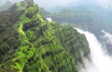 Best 3 Days Mumbai to Panchgani And Pratapgad Holiday Package
