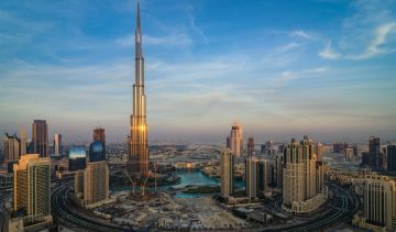 Experience 4 Days Delhi to Dubai Tour Package