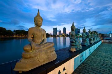 Ecstatic 5 Days Katunayake to Kandy Honeymoon Tour Package