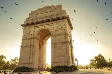 Heart-warming 3 Days 2 Nights Delhi with Agra Vacation Package