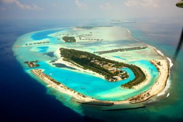 Beautiful 4 Days 3 Nights Mal Religious Holiday Package