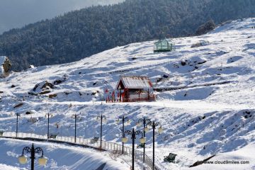 Beautiful 5 Days 4 Nights Auli Laga Salude Luxury Trip Package
