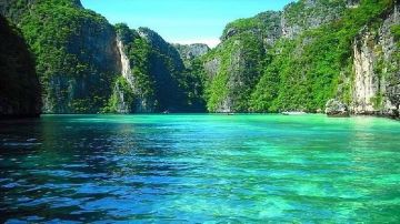 Magical 4 Days Bangkok and Pattaya Holiday Package
