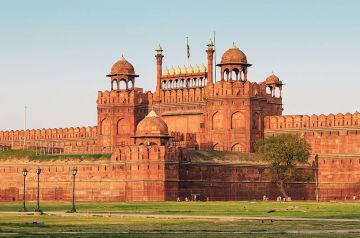 Heart-warming 3 Days 2 Nights Delhi with Agra Vacation Package