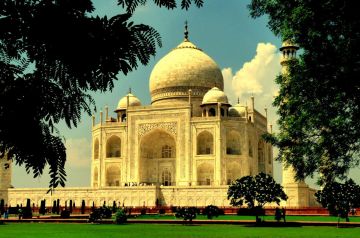 Heart-warming 3 Days 2 Nights Delhi with Agra Vacation Package