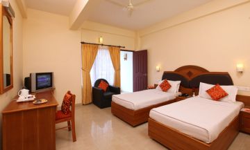 5 Days Munnar to Thekkady Wildlife Tour Package