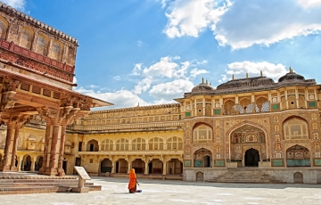 Pleasurable 3 Days New Delhi to Jaipur Trip Package