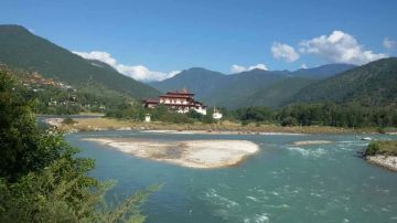 6 Days 5 Nights Thimphu, Paro with Phuntsholing Nature Vacation Package
