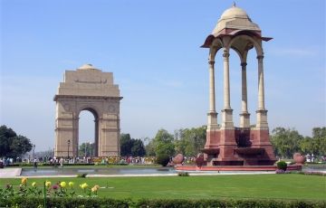 Best 10 Days 9 Nights New Delhi Lake Holiday Package