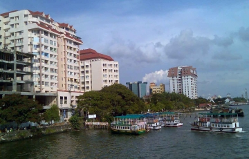 5 Days 4 Nights Cochin to Munnar  Thekkady Tour Package