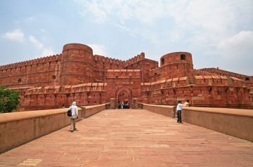Heart-warming 3 Days 2 Nights Delhi with Agra Vacation Package