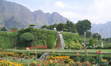 5 Days 4 Nights Phalgam Rafting Trip Package