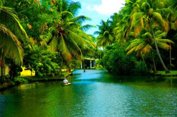Best 4 Days 3 Nights Kerala Weekend Getaways Trip Package