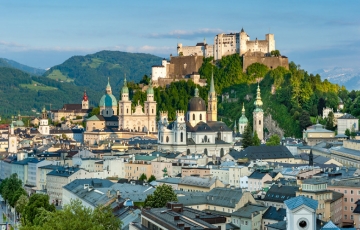 Experience Czech Republic Tour Package from Austria