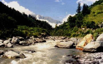 Family Getaway 6 Days Shimla to Manikaran Romantic Trip Package