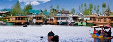Beautiful 5 Days Pahalgam Honeymoon Trip Package