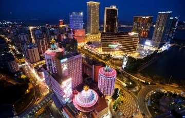 Heart-warming Hong Kong  Macau Tour Package for 6 Days