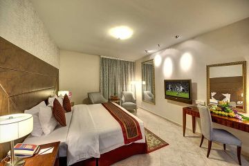 5 Days 4 Nights As U Wish to Dubai Holiday Package