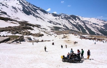 Ecstatic 6 Days Manali Weekend Getaways Holiday Package