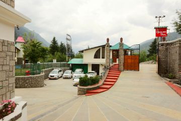 4 Days 3 Nights Manali Friends Holiday Package