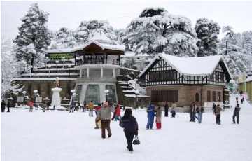 Family Getaway Delhi-Manali Tour Package for 4 Days 3 Nights