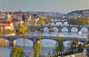 Beautiful 14 Days Austria, Slovania with Czech Republic Trip Package