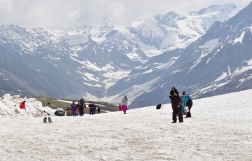 Heart-warming Kufri Hill Stations Tour Package for 10 Days 9 Nights from Delhi