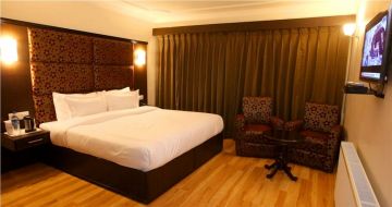 Family Getaway 7 Days Gulmarag Holiday Package