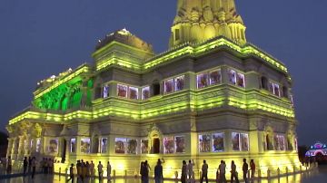 Beautiful 5 Days Mathura to Agra Historical Places Trip Package