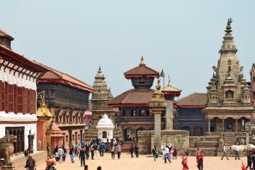 Family Getaway 6 Days Kathmandu to Chitwan National Park Honeymoon Tour Package