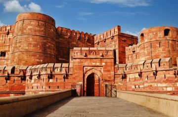 Heart-warming 3 Days 2 Nights Delhi with Agra Vacation Package