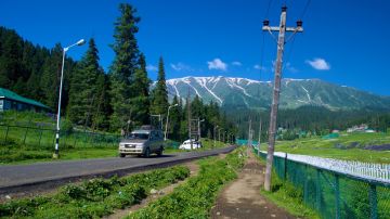 4 Days 3 Nights Srinagar to pahalgam Water Activities Tour Package