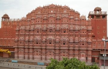 Pleasurable 6 Days 5 Nights Agra, Jaipur and Delhi Tour Package