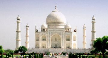 Pleasurable 5 Days Delhi to Agra Weekend Getaways Tour Package