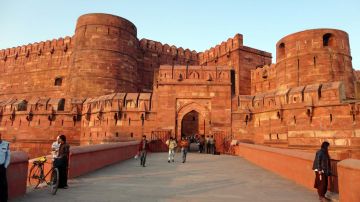 Tour Package for 4 Days 3 Nights from AGRA- JAIPUR